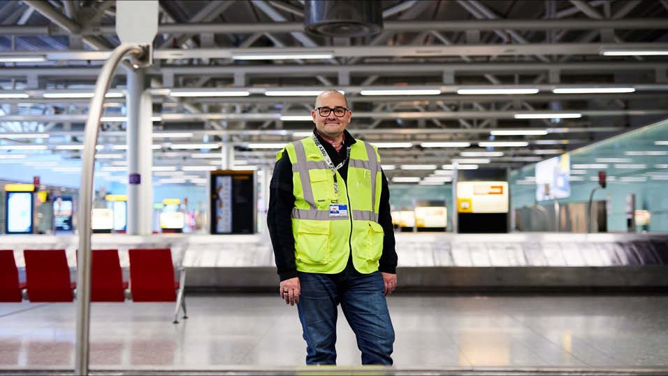JeremySpake's tweet photo. Happy 80th Birthday @HeathrowAirport my spiritual home! So many happy memories and lifelong friendships forged within the perimeter, oh and a bit of filming for the @BBC along the way! Congratulations with many more to come! #birthdaywishes https://t.co/aekuY7peFO