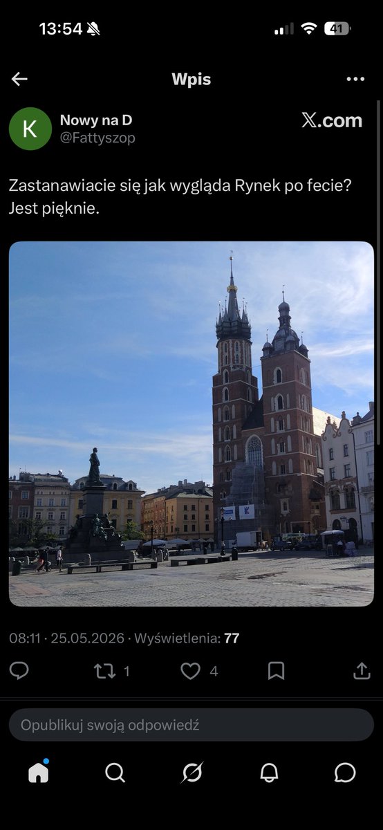 Hubiduk1's tweet photo. @JanKowa22289468 @D_Tarczynski Poza tym, tak wyglądał rynek z rana. Sam byłem na spacerze i widziałem, także cała twoja żydowska propaganda nie ma odzwierciedlenia w rzeczywistości. https://t.co/1x2pK4DPOp