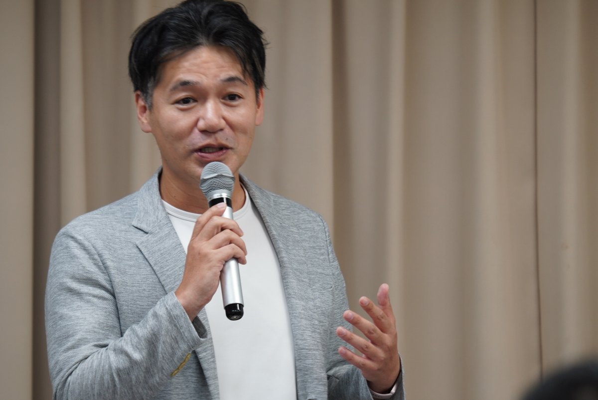jafphyogo's tweet photo. 昨日5月30日(土)にFP協会会員向けの継続教育研修会を開催しました。
第一部の講師は、#加藤航介 氏。テーマは「10年後の個人投資家が見ている世界」です。

金融の歴史とイノベーション。それは、新たな常識が作られるということ。
お金の常識の変化をグローバルな視点で学びました。

#FP協会兵庫支部 https://t.co/2E2KNr2Dmv