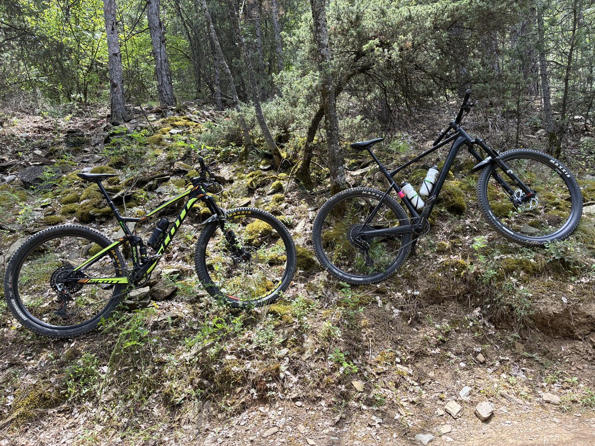 educated__fool's tweet photo. солидни два круга, 1000че се изгоре #mtb https://t.co/exlPeaCSI8