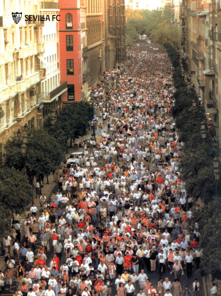 NuestroZetis_'s tweet photo. Que no voy a ir una manifestación, por mi club q se está muriendo? Voy hasta con mis perros ❤️💪🏻💪🏻💪🏻 https://t.co/3vUzMDtOUm