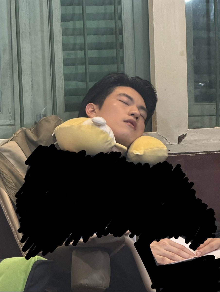 Ongsacelcius1's tweet photo. @innjakkrasin ง่วงก็นอน https://t.co/xTs2Fuz152