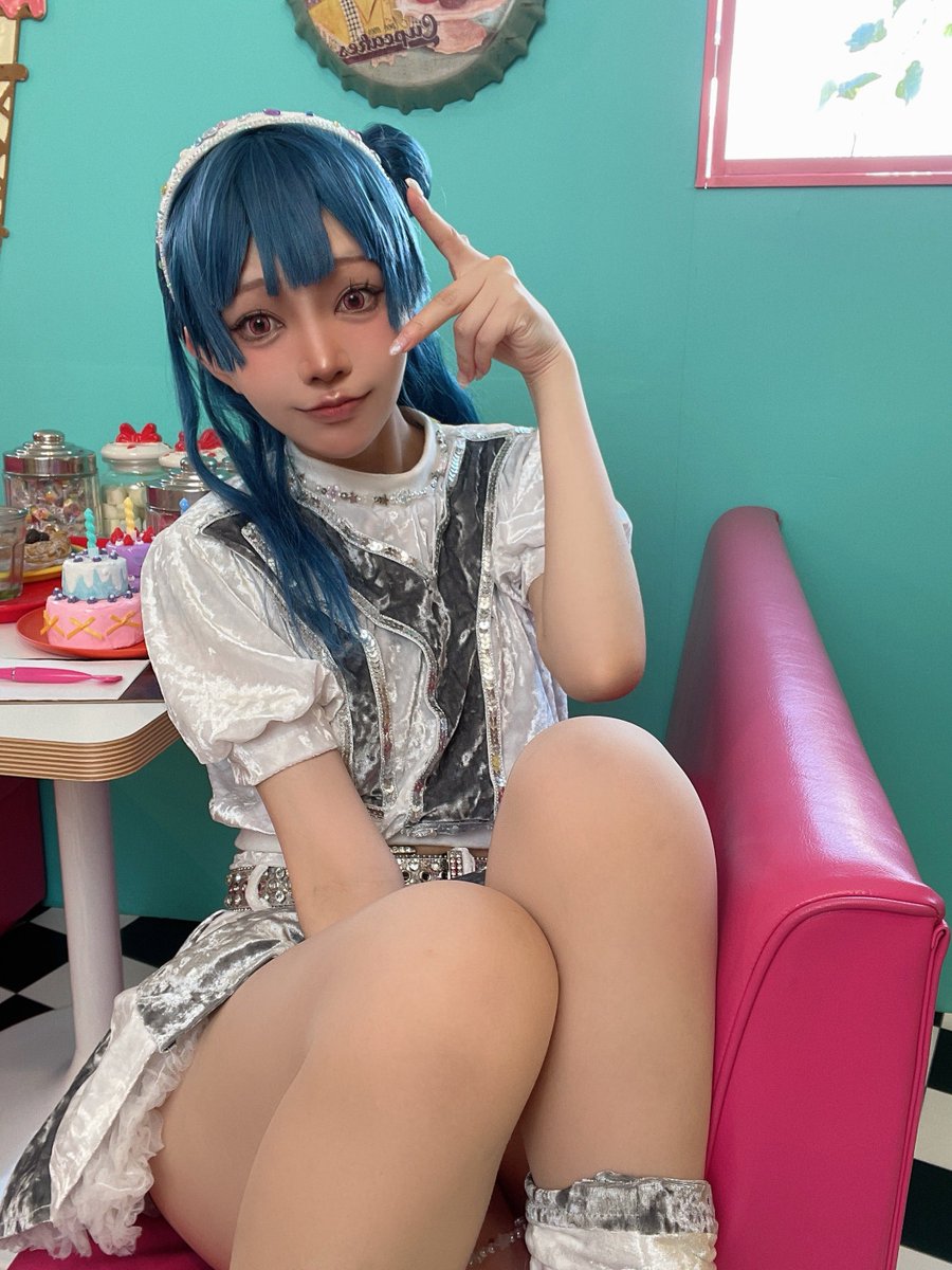 mayoimayomayori's tweet photo. 今日でした😈😈😈😈
動画ニッコリできるから見て。音出るよ

こゆさんに心配になるほど足にアザがあるって言われたからめちゃんこ自撮りは加工で足綺麗にした🙂 https://t.co/4BAQu1xGq8