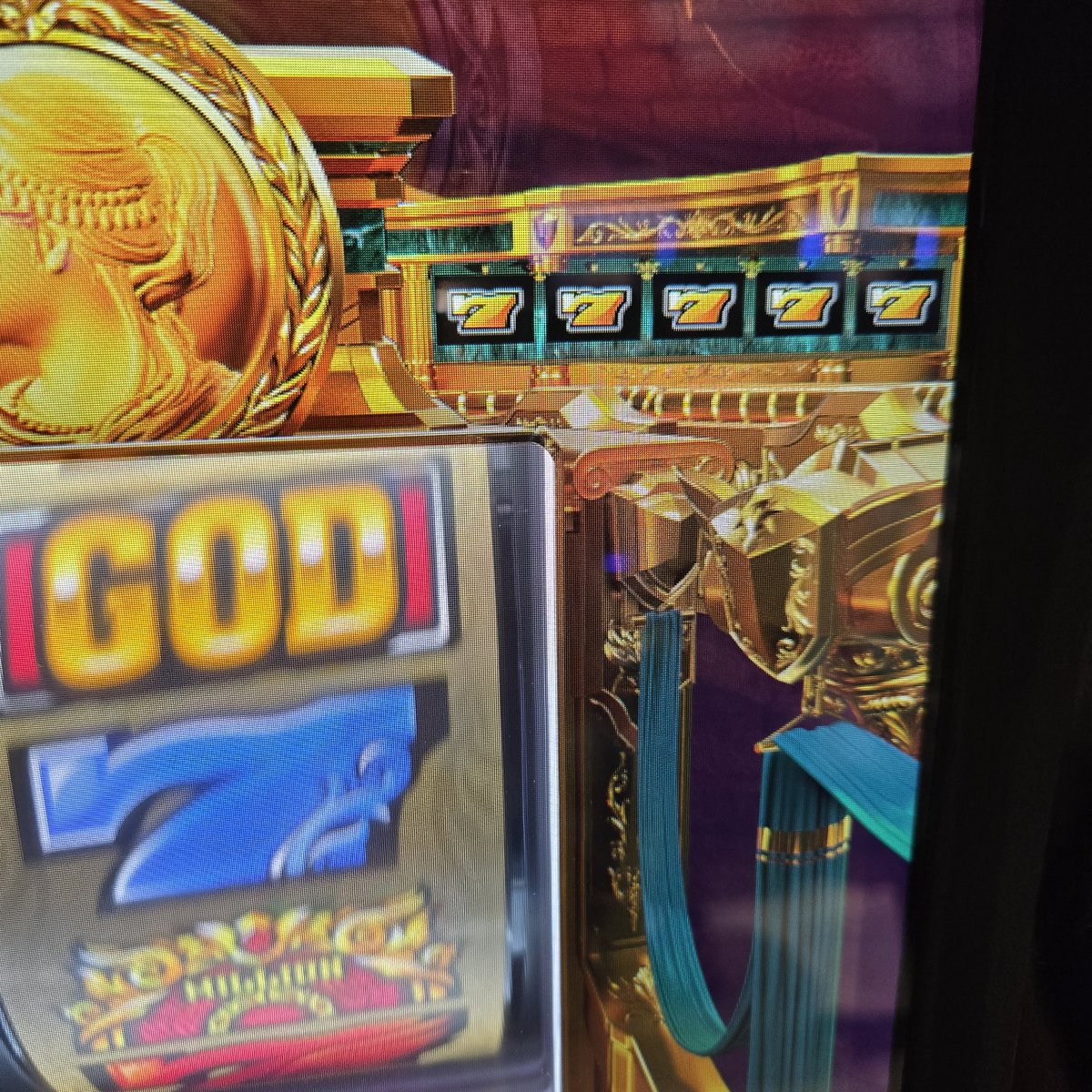 ms681622's tweet photo. 5月のパチスロは、−23万6660円となりました。貯メダル14000枚近くあったけど崩壊しそう。今回のミリゴまじきついわ…。一ヶ月でこんなに負けたの数年ぶり😭
6月はnote更新します😎 https://t.co/Bltrhcqs31