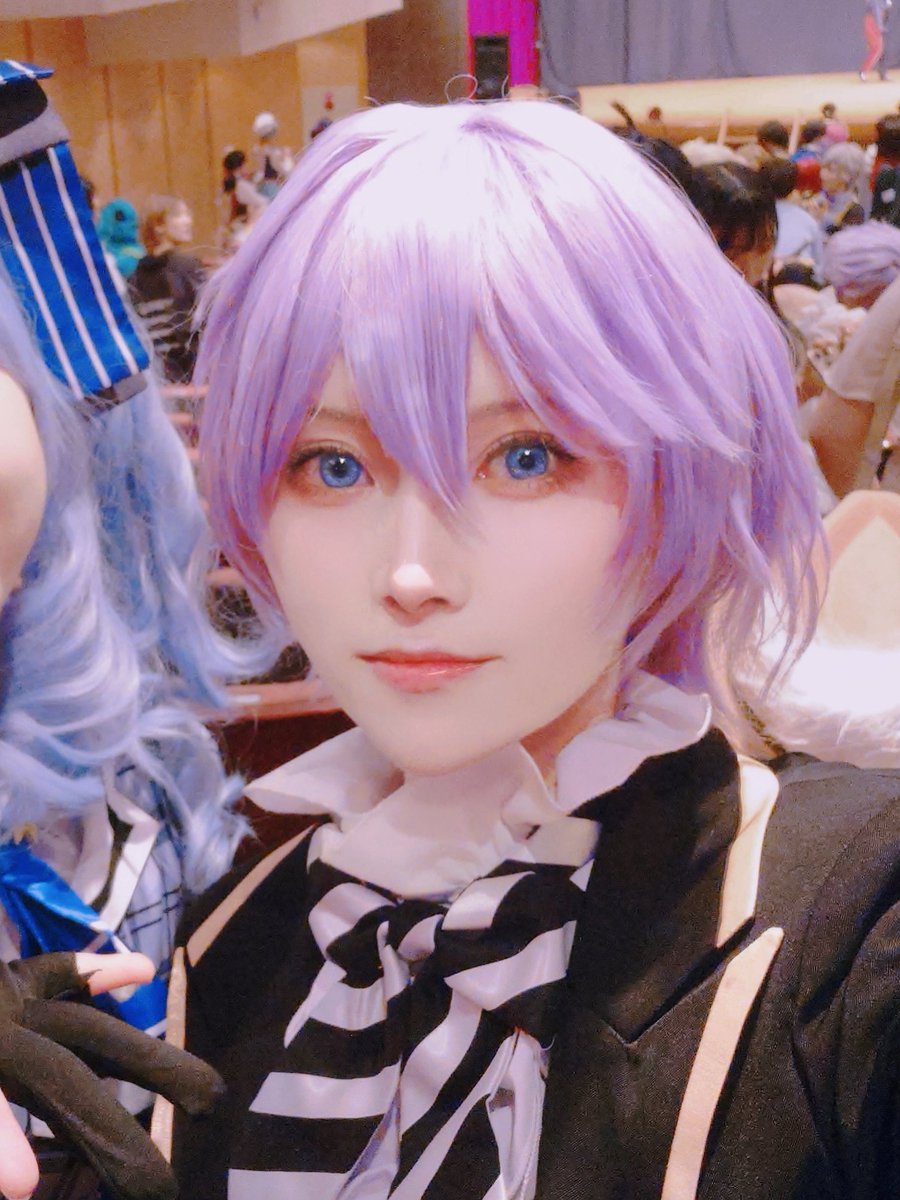 mutuki_01_cos's tweet photo. ※cosplay
#TCC #COSSAN高田馬場 
#VelvetCrown 

TCC 1部トリにVelvet Crownでエペル出演しておりました！初🍎だったのでド緊張してました💦
自撮り0のため後輩との写真を使わせてもらってます🙏
動画お写真感想めちゃ喜びます😭💞感想等ありましたらタグ付けしていただけますと幸いです✨️ https://t.co/LKDZJl1VN9