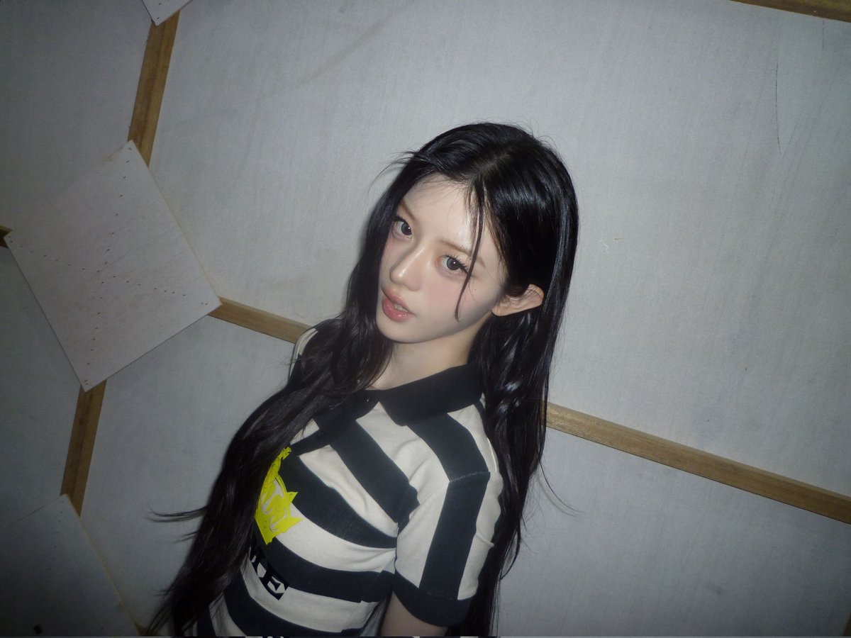cherishillit's tweet photo. 와 ㅁㅊ 개예뻐서 말이 안나오네 이건 https://t.co/Wpn3DCMJHm