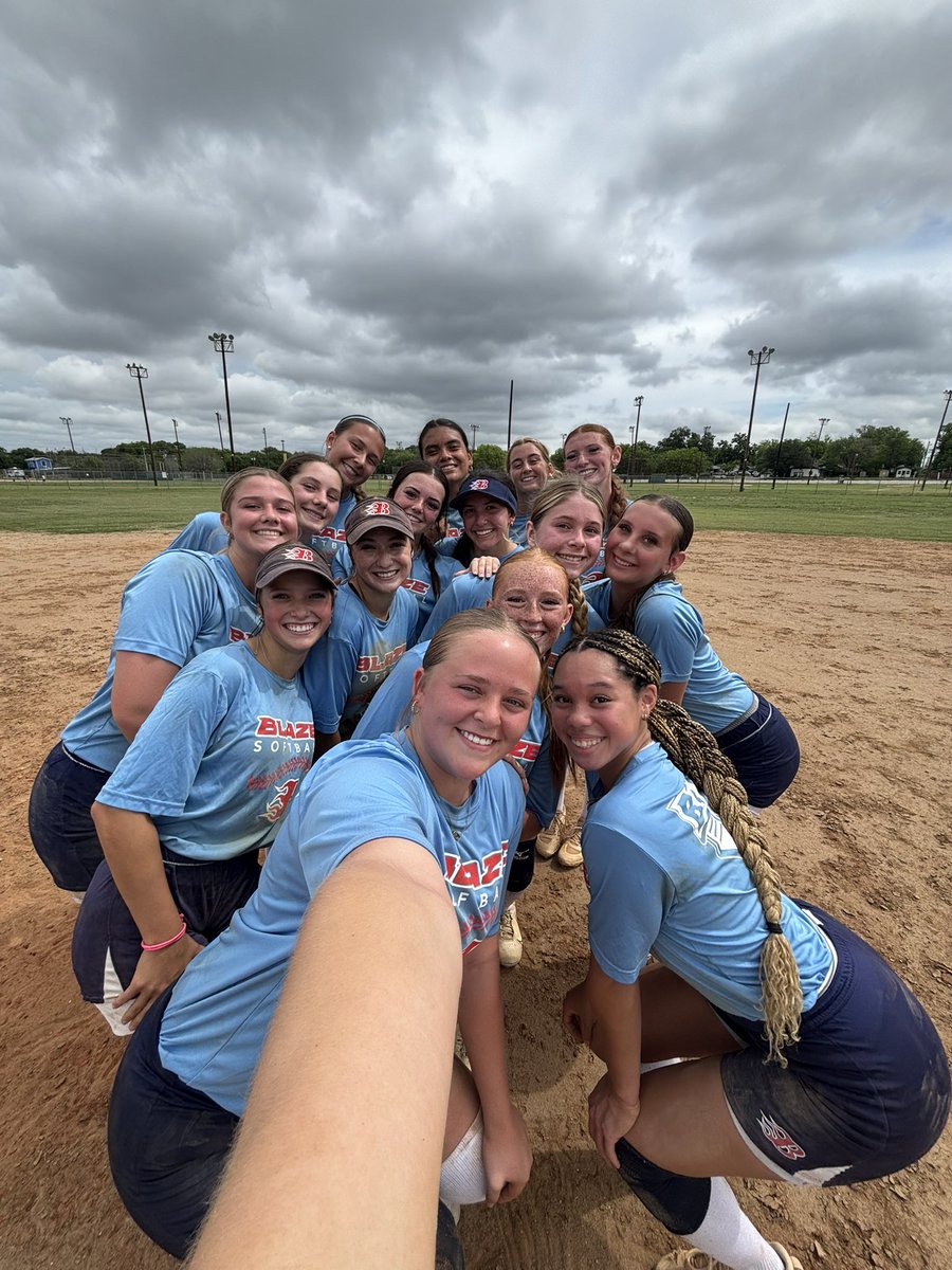 TXBlz16uGoldFut's tweet photo. Kicking off Summer’26 https://t.co/tRWWPzL8oK