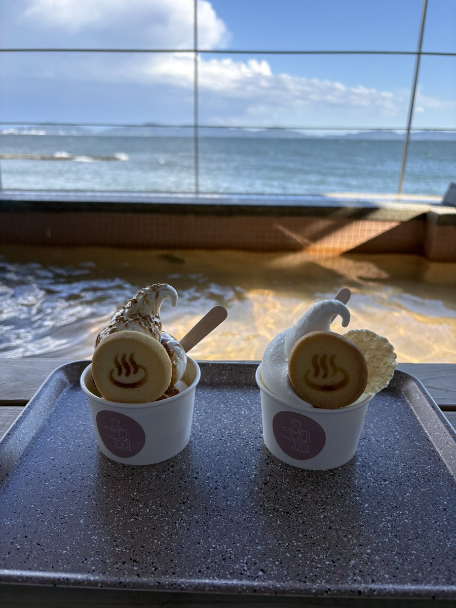 mikonebosuke's tweet photo. #5月を写真4枚で振り返る
温泉カフェしののめ
土岐までツーリング
知多ツーリング
毎年恒例、茶摘み

茶摘みも30日に終わったので、
6月は少し遠くにツーリングに行けるといいな。 https://t.co/3oJzAsBeBt