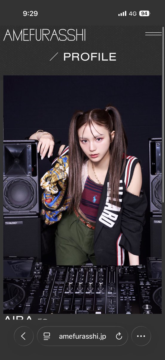 sakuramayh's tweet photo. 約9ヶ月、あっという間に楽しい日々でした。Colorsになれて良かった。
いつまでもAMEFURASSHIが大好きです
💜💛❤️💙
#AMEFURASSHI #愛来 #市川優月 #小島はな #鈴木萌花 #Colors #ColorCamp
@amefurasshi @amefura_yuduki
@amefura_hana @amefura_moeka https://t.co/gLOpA56vqE