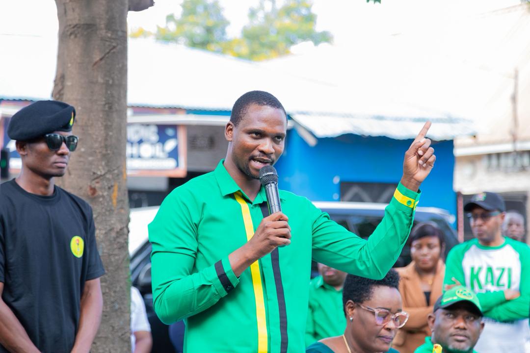 thesourcetz's tweet photo. MWENEZI WA CCM TAIFA AANZA ZIARA WILAYA YA HAI MKOA WA KILIMANJARO https://t.co/La6eQvvkvF