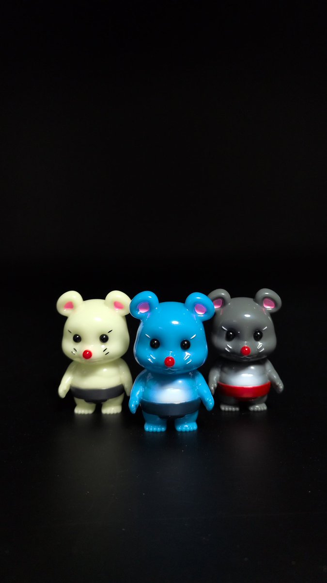 sofbeeee74's tweet photo. ぎぎのしん

あっおーーいぎぎのしん🔷
可愛いの中にキリリとした表情がたまらんですね！

ありがとうございます🤗

#チュウズ 
#リアルヘッド #真頭玩具 https://t.co/UK4OMPJEtA