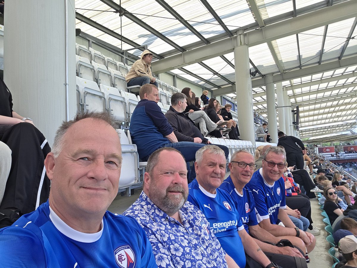 barty181's tweet photo. Spireites on tour
Estonia v Belgium
UEFA U17 Championship
#Spireites #Groundhopping https://t.co/D2FPOgZdTJ