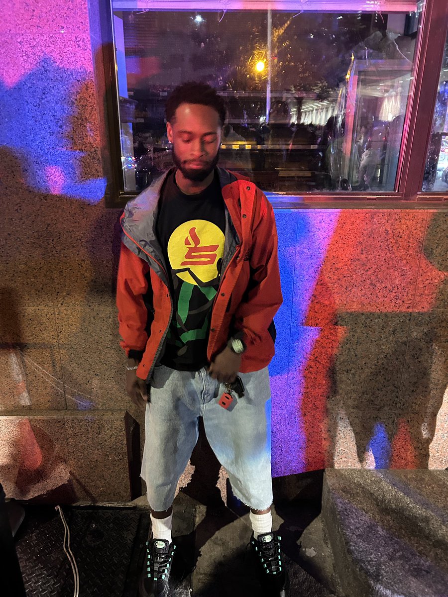 cashcors's tweet photo. https://t.co/sxyEtsDOnI