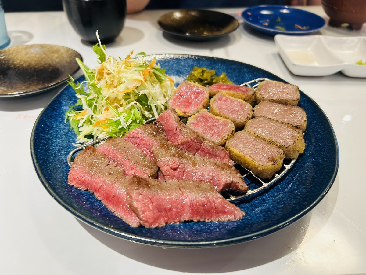 jude666robin's tweet photo. うるま市
『肉や食堂inへんざ』
『贅沢コース』
感無量🍖

#肉や食堂 
#へんざ
#うるま市
#南国日記 https://t.co/B4H9uXFrpf