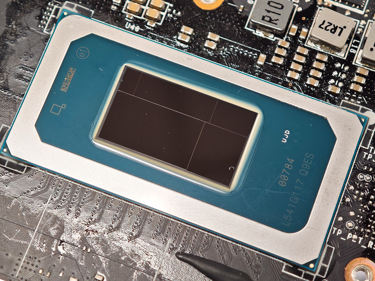 pc_watch's tweet photo. Intel、携帯ゲーム機向け新SoC「Arc G3」。前世代よりも長時間駆動かつ高性能に https://t.co/ymSl3v7o9V #Intel https://t.co/74ELSeObBt