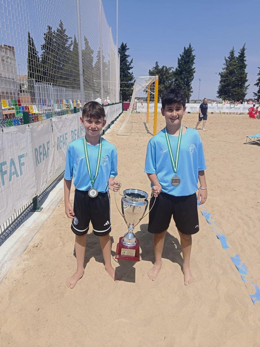 InterJaen's tweet photo. 🔵⚫️ ¡SUBCAMPEONES DE ANDALUCÍA!

🥈🏆 Hoy, nuestros alevines Hugo Rodríguez e Izan Castro se vuelven a casa como brillantes subcampeones del Campeonato de Andalucía de Selecciones Provinciales⚽✨ https://t.co/No6BPotzya