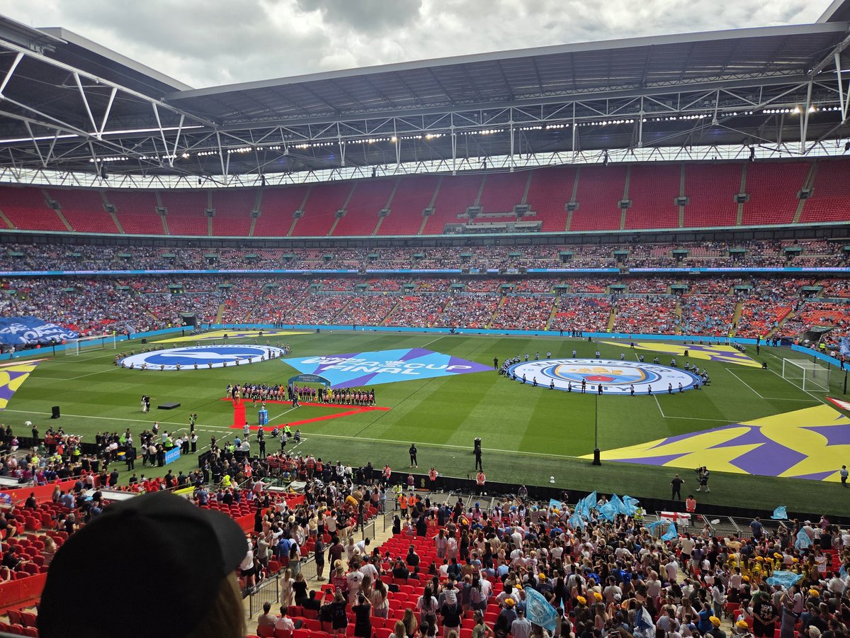 LouMKD's tweet photo. Brighton &amp; Hove Albion v Manchester City https://t.co/ps8eA3VOsM