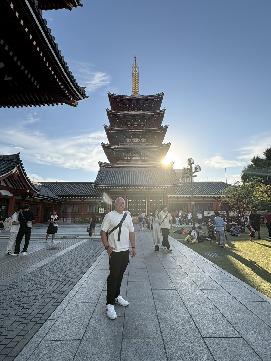JoshHodge_tap's tweet photo. As a Japanese American, this first visit to Japan is such an honor for me. 

I’m hoping that I’ll have an opportunity to connect with some of my ancestry. My grandmother hails from Kobe / Kyoto, and our Japanese family name Matsumoto traces to samurai roots.

Excited to be here for Audio Developer Conference Japan. 

If you’re here as well, I’d love to connect with you!