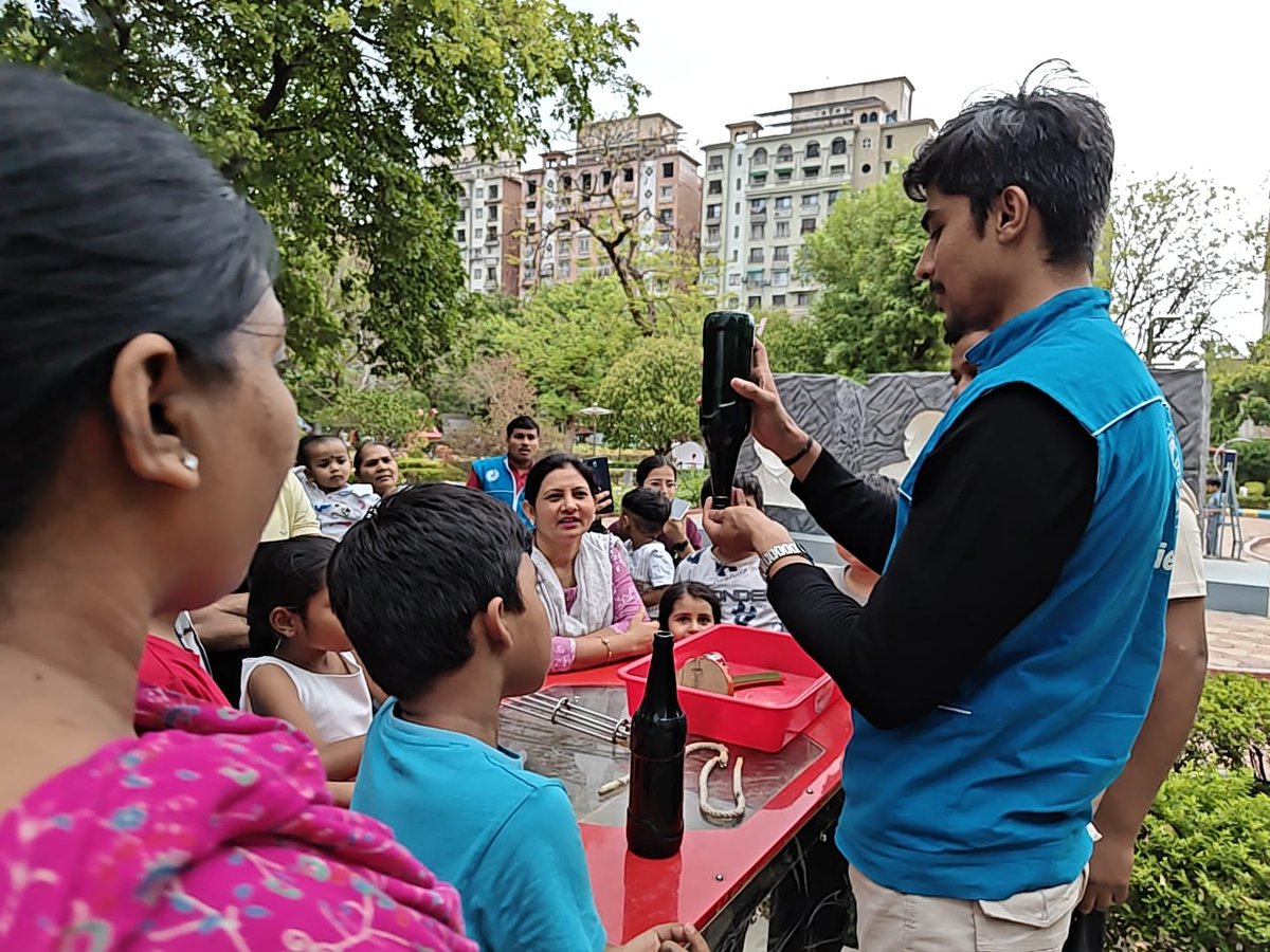 RamanCentre's tweet photo. 🔬🌟 Sunday Science Magic at @RamanCentre, a unit of @ncsmgoi @MinOfCultureGoI  Science beyond books! ⚡🧪
Hands-on demos, exploration &amp; fun learning for all 🚀#SundayScience #STEMFun #HandsOnLearning #RamanScienceCentre https://t.co/It1JkhbfHQ