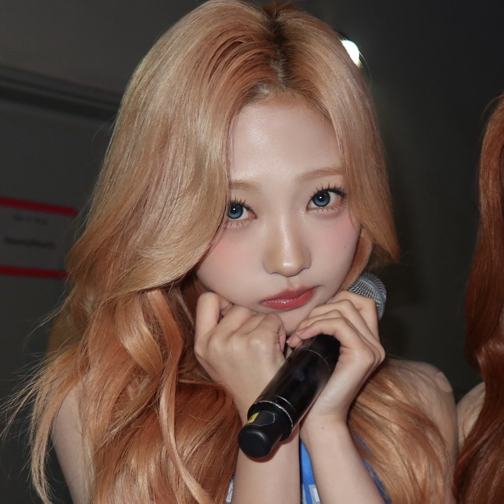 618hub's tweet photo. 💞 #스텔라 #STELLA https://t.co/uvvKdbQoGE