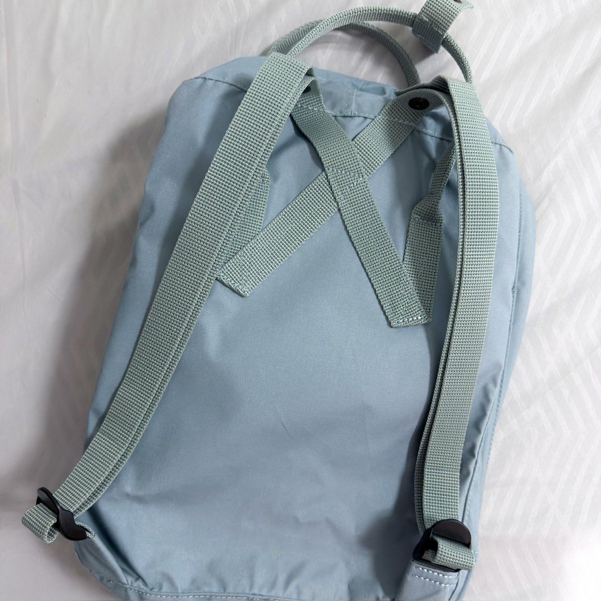 pd_pumpkin's tweet photo. ส่งต่อ/WTS Kanken Classic สีSky Blue

🏷️ ราคา 2590 บาท free shipping
- ของใหม่สภาพ 90% ใช้ไป 2-3 ครั้งค่ะ
- ราคาเต็ม 3795 บาท

ของแท้ 💯 กดจากร้าน The Adjective

#ส่งต่อกระเป๋า #ส่งต่อกระเป๋ามือสอง #ส่งต่อ
#kankenthailand #kankenมือสอง #ส่งต่อkanken #กระเป๋ามือสอง #กระเป๋าkanken https://t.co/u0macklEvN