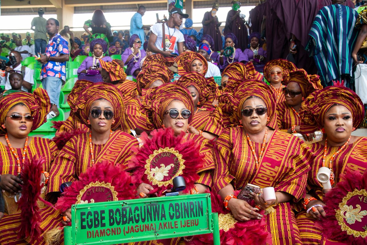 GloWorld's tweet photo. Ojude Oba in a snapshot

Culture made visible. Heritage remembered with pride, and Glo at the center powering tradition for 21 years 💚

#Gloworld #Glounlimited #ojudeoba2026 https://t.co/mLQWej7Tvc