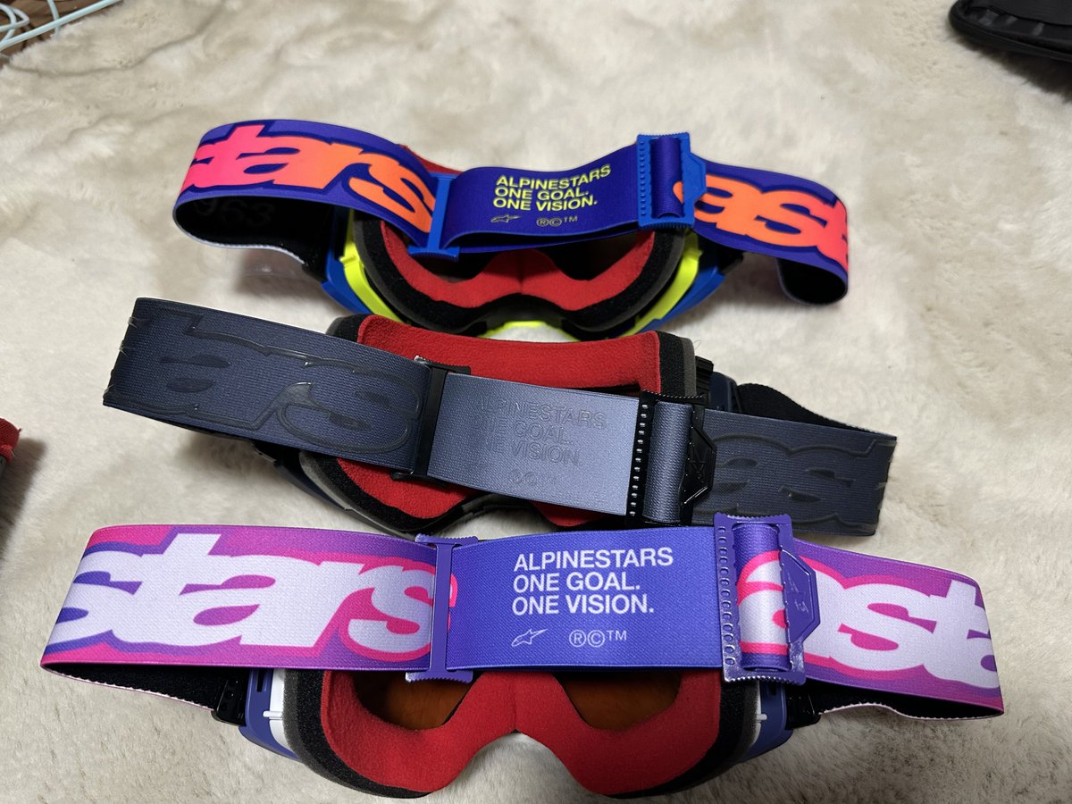 気に入りすぎて三つ目買っちゃったalpinestarsのsupertechゴーグル