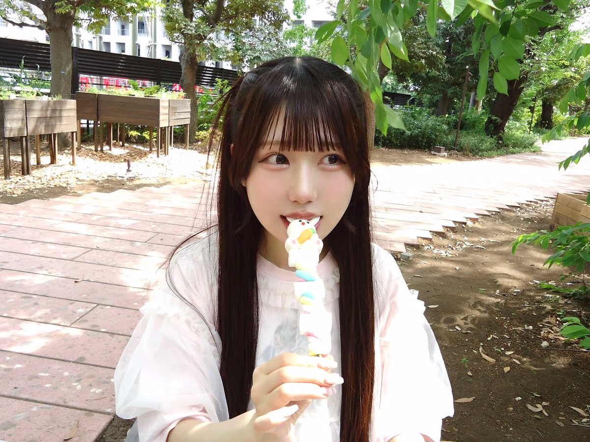 hpcr__official's tweet photo. ⠀∴∵∴ ୨୧ ∴∵∴ ୨୧ ∴∵∴ ୨୧ ∴∵∴
 #楠森しゅりのごほうびスイーツ
チェキプレゼントキャンペーン🎁
⠀∴∵∴ ୨୧ ∴∵∴ ୨୧ ∴∵∴ ୨୧ ∴∵∴

楠森しゅりのごほうびスイーツ♡　
第5回のオフショットチェキ📸を
抽選で3名様にプレゼント🎁✨

🗓️申込期間：〜6/2(火)23:59

▼参加方法
・本アカウントをフォロー
・本ポストをRT
👉🏻さらに、リプしていただいた方は当選確率アップ⤴️

当選された方にはDMでご連絡いたします✉️
ぜひご参加ください🍭

隔週火曜日に連載が掲載されます🎀
記事はこちらから👀
🔗https://t.co/sGyqJWh54g

#HAPPYCREATORS #ハピクリ