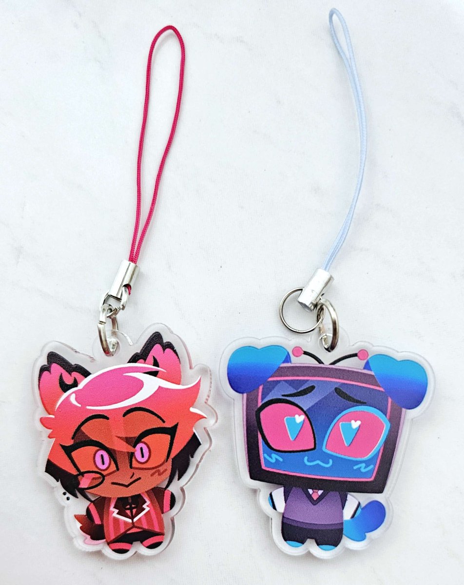 kyanaruu's tweet photo. Oh yeah guys cf22 aftersale will open tomorrow! Local and international GO are available! I'm still working on the form tho so please be patient with me! ( ͒ ́ඉ .̫ ඉ ̀ ͒) here's some sample pictures!! :D https://t.co/ErD3NIcYQ3