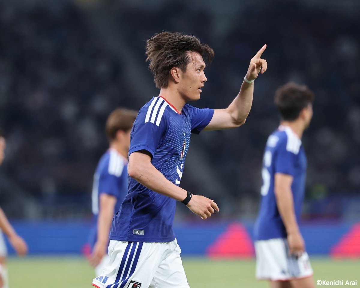 GoalJP_Official's tweet photo. 🇯🇵 小川航基の決勝点で壮行試合を制す！🇮🇸

北中米ワールドカップ前最後の国内戦となったアイスランド戦で、小川が日本代表を勝利に導く決勝ゴール！

スコアレスで迎えた後半42分に菅原由勢のクロスをヘディングで合わせネットを揺らした！

日本 1-0 アイスランド

#SAMURAIBLUE #サッカー日本代表 https://t.co/Bm3njKpbvS