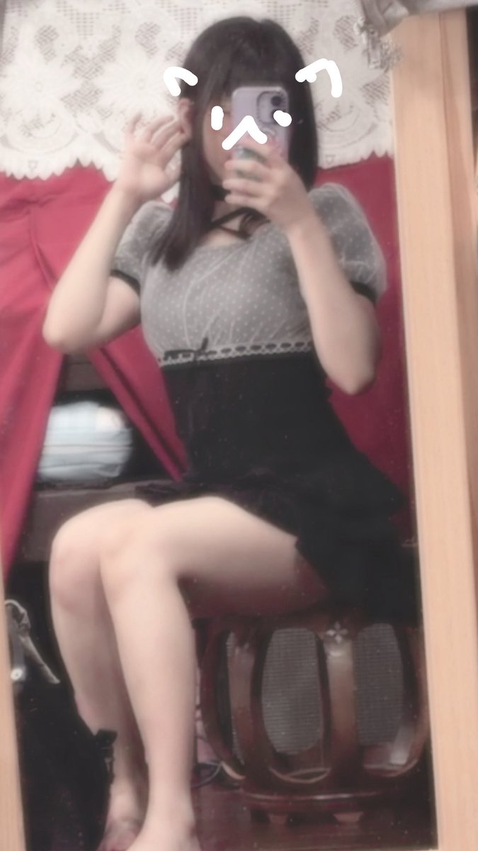 JadeDoexx1's tweet photo. 日本洋裝好適合小個子捏 https://t.co/SYweKatt3d