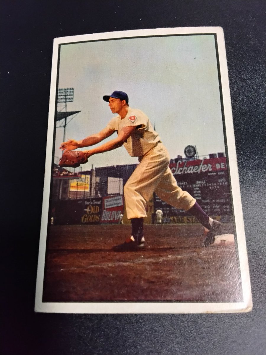delspacefranco's tweet photo. Its ridiculous how cool this card is. Here's 29-year-old #GilHodges at home in #EbbetsField. This card - and others like it - are closest thing to time travel I'll ever experience. Vintage for me any day. https://t.co/QiooumstQi