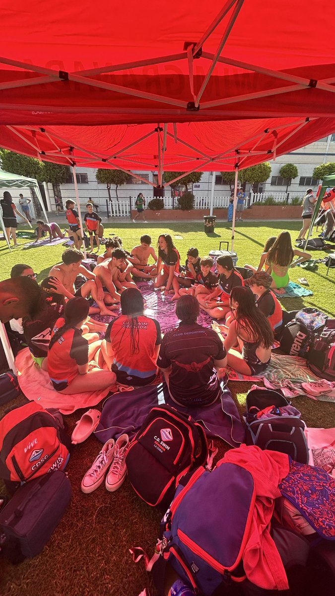cdswimgranada's tweet photo. TROFEO VILLA CHURRIANA

Grandísimo trabajo de los nuestros. ❤️💙🖤 https://t.co/E7dG7LlftX