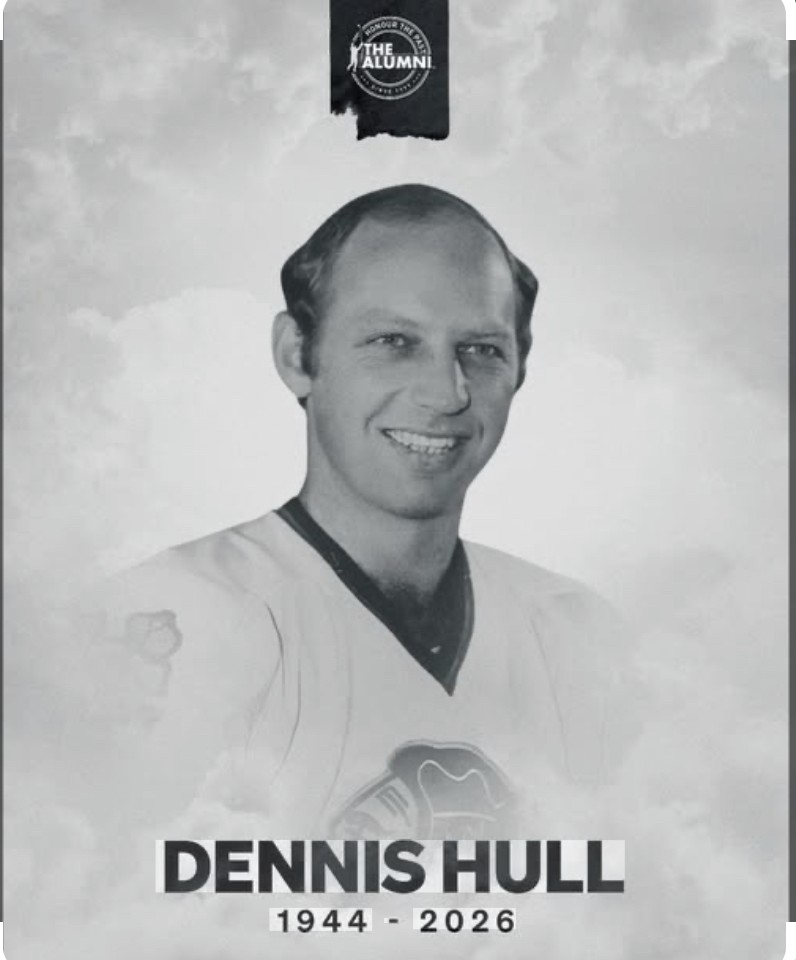 mpott43's tweet photo. Sad to hear of the passing of Dennis Hull at age 81. The former Chicago Black Hawks star was one of the funniest after dinner speakers &amp; made several appearances at Kingston's Syl Apps Golf Tournament. A few of his best stories at https://t.co/RRzgJpOSJU https://t.co/Cj7z74YoQL