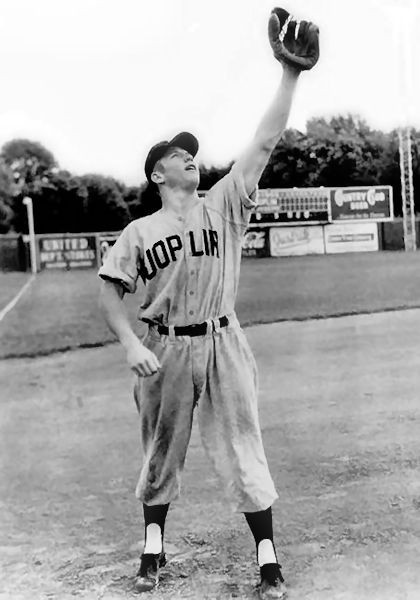 Jimfrombaseball's tweet photo. "The Mantle legend, which began with his signing, grew during a special rookie camp the Yankees had in 1950.
There, some of the old-timers in the organization who got a sense that they were seeing something rare;
A true diamond in the rough.
Mickey Mantle’s potential, his raw ability, his speed, his power from both sides of the plate, were almost eerie.
If his talent were honed properly, they thought they were quite possibly looking at someone who might become the greatest player in the history of the game.
There were some fast players in that camp, and one day someone decided that all the faster players should get together and have a race.
Mickey Mantle, whose true speed had not yet been comprehended, simply ran away from the others.
What had made some of the stories coming out of the camp so extraordinary was the messenger himself, Bill Dickey, the former Yankee catcher, a Hall of Fame player, and a tough, unsentimental old-timer who had played much of his career with Ruth, Gehrig, DiMaggio, and Tommy Henrich.
Dickey was not lightly given to hyperbole. Dickey started talking about Mantle to Jerry Coleman, the veteran second baseman, with superlatives that were unknown for him:
“Jerry, he can hit with power righty, he can hit with power lefty, and he can outrun everyone here.”. . .
“He’s going to be the greatest player I’ve ever seen."
A few days later Dickey grabbed his old teammate Tommy Henrich.
“Tom, you should see this kid Mantle that played at Joplin.
I’ve never seen power like that.
He hits the ball and it stays hit.
He’s really going to be something."
Even the sound of his home runs, Bill Dickey said, were different, mirroring something Ted Williams would say years later:
'The crack of the bat against the ball when Mantle connected was like an explosion.'
Tommy Henrich simply shook his head, it was one thing to hear about a coming star from an excited journalist, but quite another to hear it from someone like Bill Dickey."
"The Kid From Joplin"
David Halberstam.