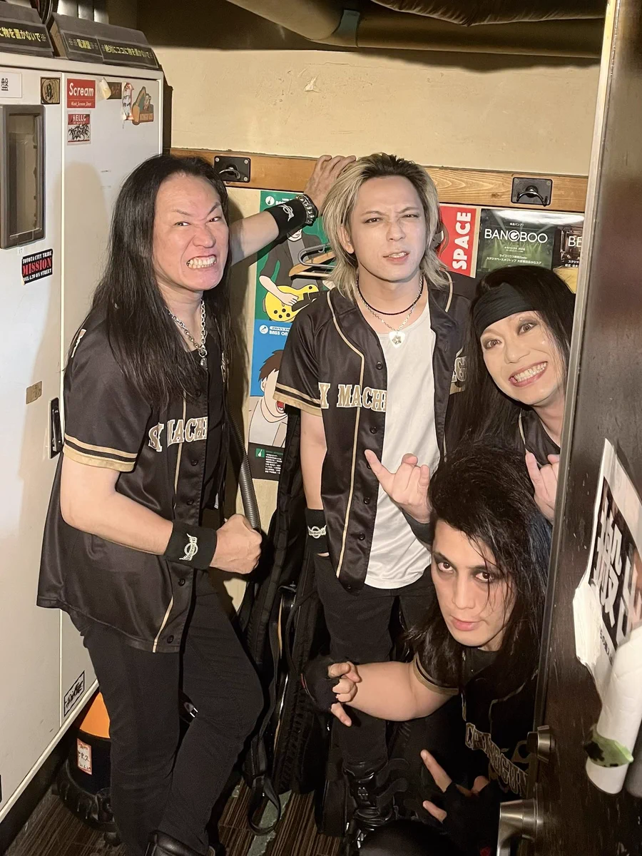 SEX MACHINEGUNSとTHE冠のツーマン「SEX冠TOUR2026」が大阪で2日連続大盛況