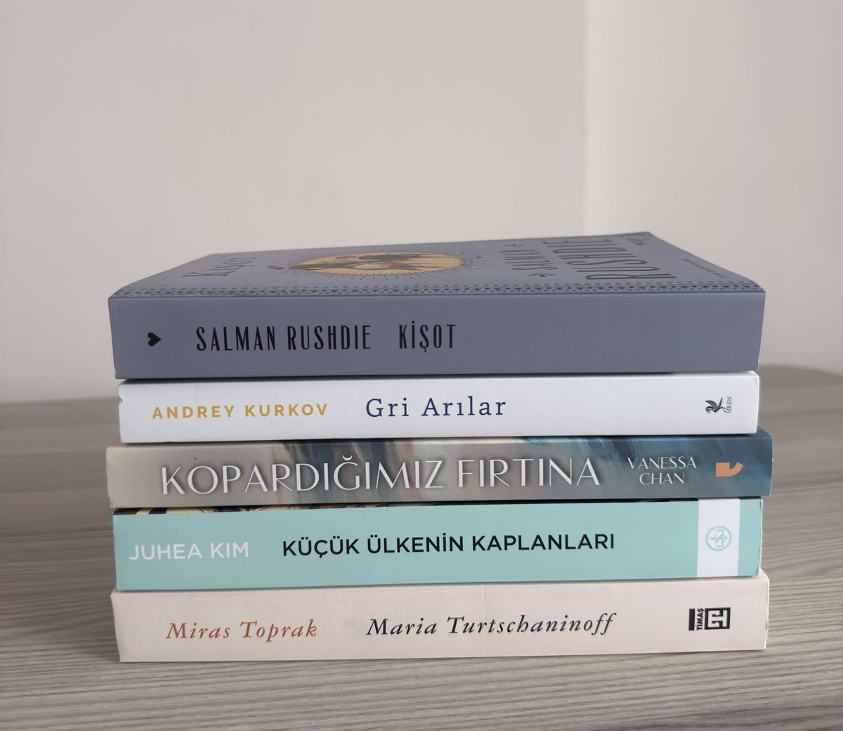 alone1dark_'s tweet photo. Mayıs ayında okuduğum kitaplar ❤️ https://t.co/o2h4sKlwMN