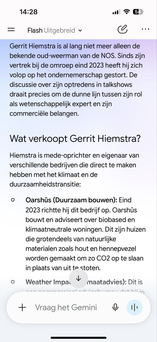 PGoldschmeding's tweet photo. Eigenlijk best bizar dat Gerrit Hiemstra, ‘klimaat’ondernemer, gewoon zendtijd krijgt bij @Buitenhoftv waarin hij oplossingen brengt die hij met zijn eigen onderneming verkoopt. https://t.co/5mfzS2tjLk