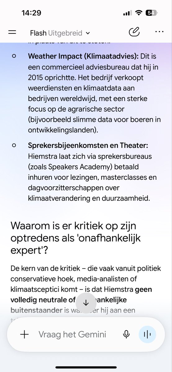 PGoldschmeding's tweet photo. Eigenlijk best bizar dat Gerrit Hiemstra, ‘klimaat’ondernemer, gewoon zendtijd krijgt bij @Buitenhoftv waarin hij oplossingen brengt die hij met zijn eigen onderneming verkoopt. https://t.co/5mfzS2tjLk