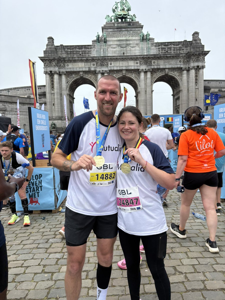 pure_glow33's tweet photo. 20km de BXL 💪
Bravo @JulieGuilbert5 😘 https://t.co/dlVhWyH8xi