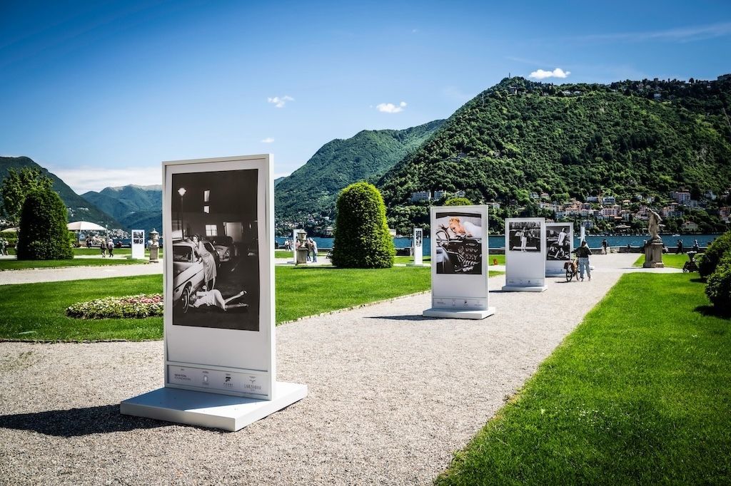 comolake_today's tweet photo. Villa Olmo Park has been transformed into an open-air museum with the inauguration of “Helmut Newton. Cars”, a major new exhibition celebrating the legendary photographer’s enduring fascination with automobiles: https://t.co/fCHcFRcHZe 

#comolaketoday https://t.co/5FDMlcVDKl