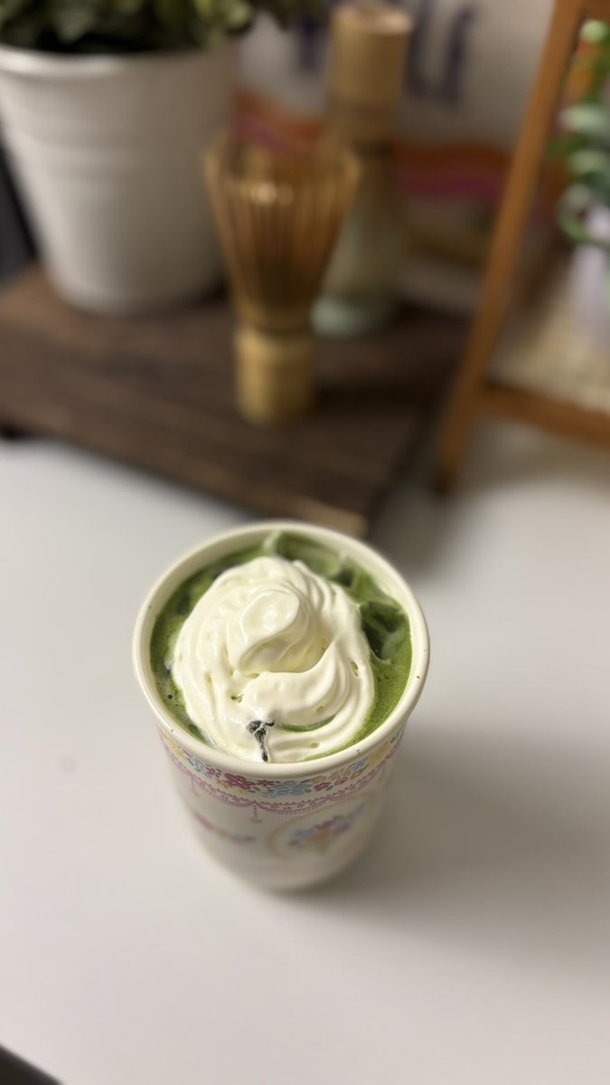 25Araqun's tweet photo. جرب ماتشا أوراقون اليوم واشكر نفسك لاحقا 🍵✨ https://t.co/LWQVgkXcKm