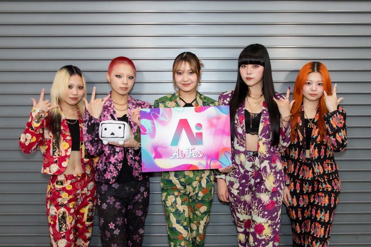 SPiN_officialJP's tweet photo. 本日24:50～
#AiFES 特番放送📺⚡️
#テレビ愛知 Ai FES 2026 vol.1

東海エリア以外の方は、Locipo、TVerで1週間の見逃し配信を必ずご覧ください🔥
ご来場の皆様の熱量が凄かったです🇯🇵

下記ハッシュタグをつけて感想聞かせてください👍
#SPiN
#日本を盛り上げよう https://t.co/mTl2UesbSz