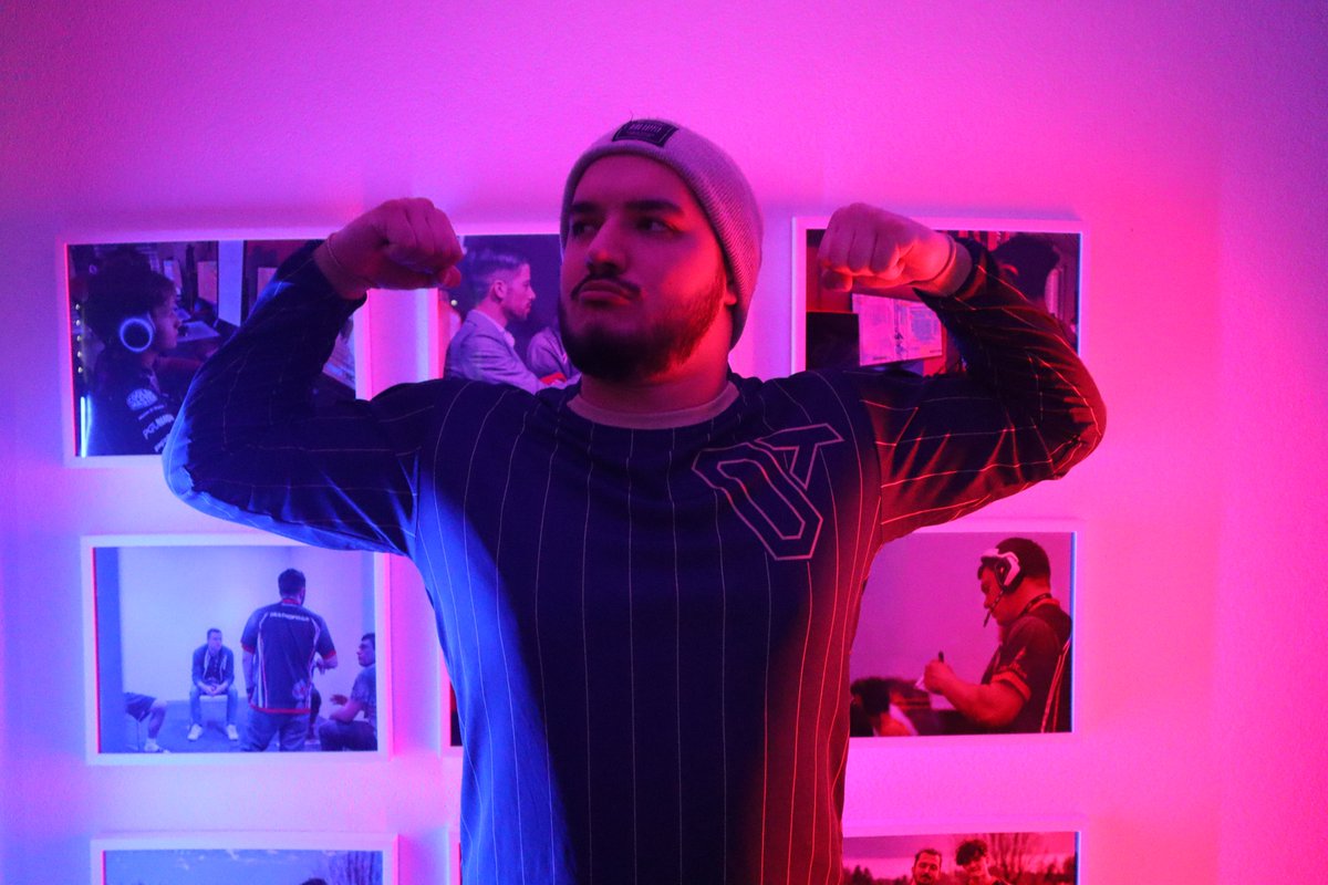 DreamTeamCH's tweet photo. 🏆 Lundi

🔹 Nos joueurs #Fortnite sont en vacances 🏝️
🔹 Notre équipe #Valorant termine le Spike Tour avec un bilan de 3 victoires pour 3 défaites et se classe 6e de la Contender avec 600 points.
🔹 @Deathofwar90  est à la recherche de deux nouveaux joueurs Valorant pour la suite de la compétition.
🔹 Une nouvelle section esport fera bientôt son apparition. 👀

#GoDreamTeam