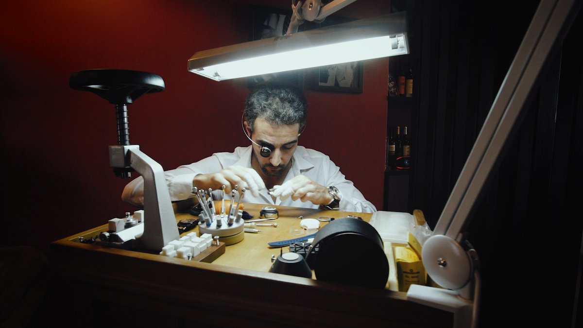 DwissWatch's tweet photo. 300+ watches before DWISS existed. Rafael Simões Miranda taught watch design in Milan, held iF/Red Dot/Good Design awards, then launched DWISS in Lugano, 2011. One designer, one studio, Swiss Made. https://t.co/0BDEXxgk7c #IndependentWatchmaking #Microbrand #SwissMade #WatchDesign