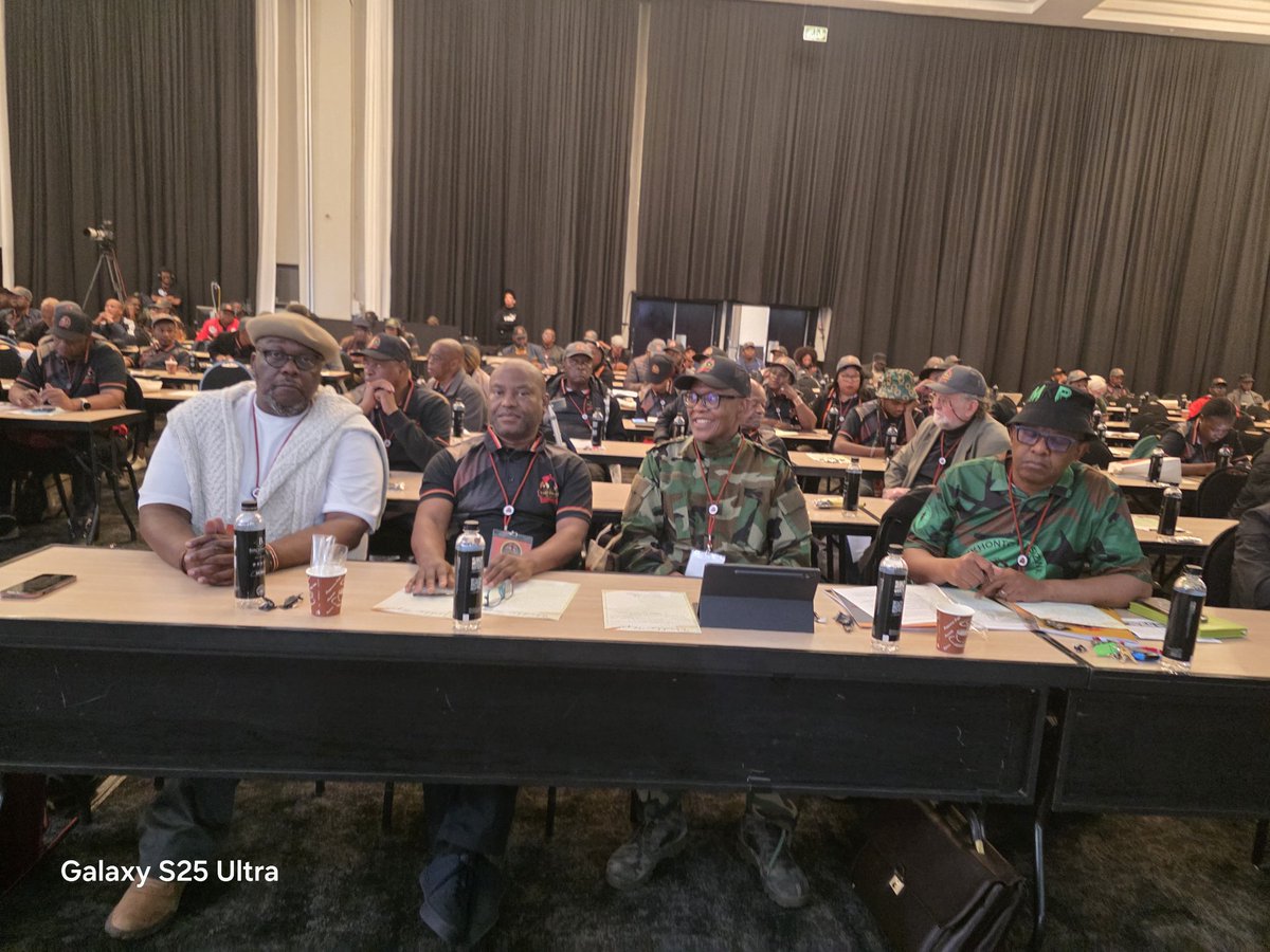 Mzwanele Manyi MP tweet media
