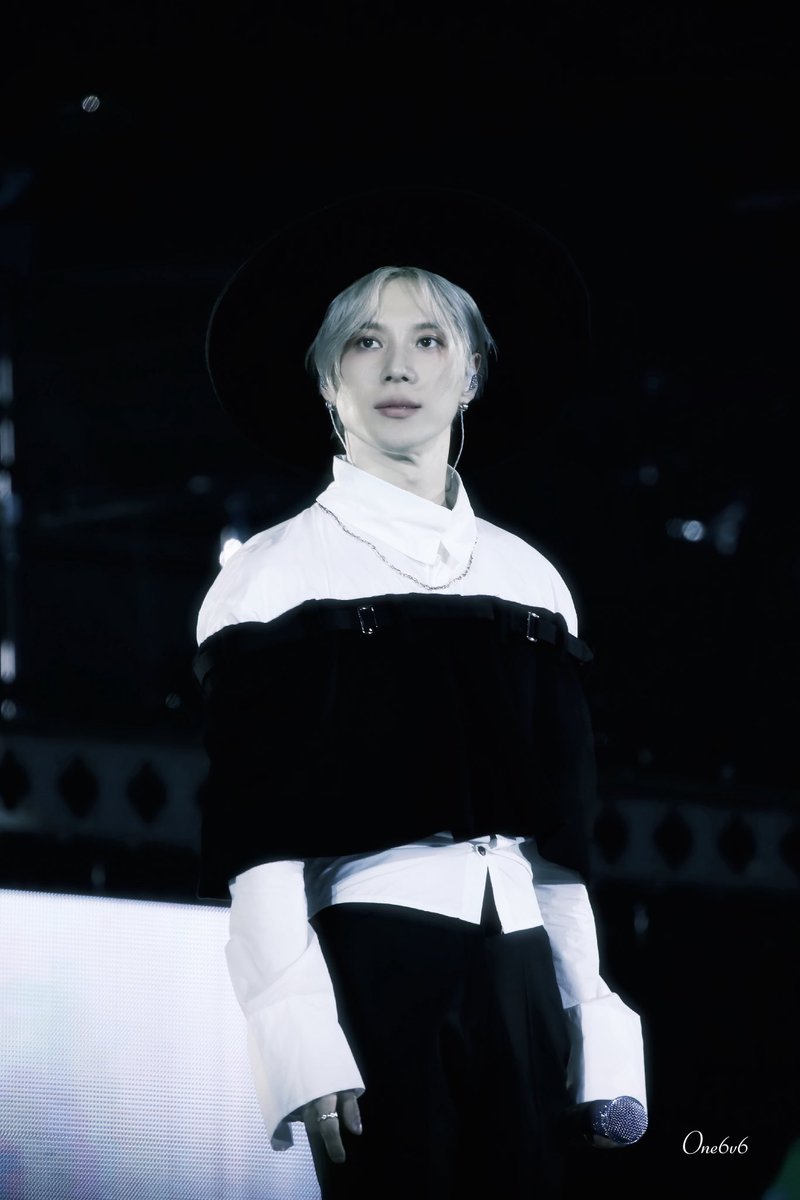 one1romancy718's tweet photo. 260531 민트초콘

#태민 #TAEMIN #テミン https://t.co/YJMFTjGJfE
