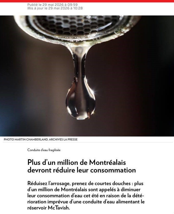 GThibodeau_Mtl's tweet photo. MONTRÉAL en mode survie
L'eau potable en crise

La conduite principale sous l'avenue Atwater, datant de 1984, est en détérioration avancée. Le réservoir McTavish, cœur du réseau montréalais, voit sa capacité sévèrement réduite. Près de 1,2 million de personnes devront réduire drastiquement leur consommation d'eau cet été, à la demande de l'administration municipale, alors que les travaux d'urgence s'annoncent longs et coûteux.

Ce n'est pas un accident isolé. C'est le symptôme d'années de sous-investissement chronique. Près d'un tiers de l'eau produite est perdue en fuites, des infrastructures des années 1950 à 1980 s'effritent et le déficit d'entretien du réseau atteint plusieurs milliards de dollars.

Pendant ce temps, on triple les budgets pour les organismes d'itinérance (30 M$), on finance généreusement les causes sectorielles et on maintient près d'un demi-milliard sur dix ans pour les pistes cyclables, pendant que les routes se décomposent et que la bureaucratie continue de gonfler.

Les Montréalais sont légitimement exaspérés. Ils paient des taxes en hausse constante pour des services de base qui craquent. L'eau potable, les rues et la propreté ne suivent plus.
Les élus excellent dans le paraître et les annonces, mais peinent à livrer l'essentiel.
Prioriser le visible au détriment du vital n'est plus une option viable.

Il est grand temps de remettre les infrastructures et une gestion rigoureuse au centre des priorités. Les citoyens méritent mieux que des excuses, des communiqués, des danses sur TikTok et des conférences sans solutions concrètes.

La frustration actuelle n'est pas une tempête passagère. C'est le signal clair que Montréal a besoin d'un virage concret.