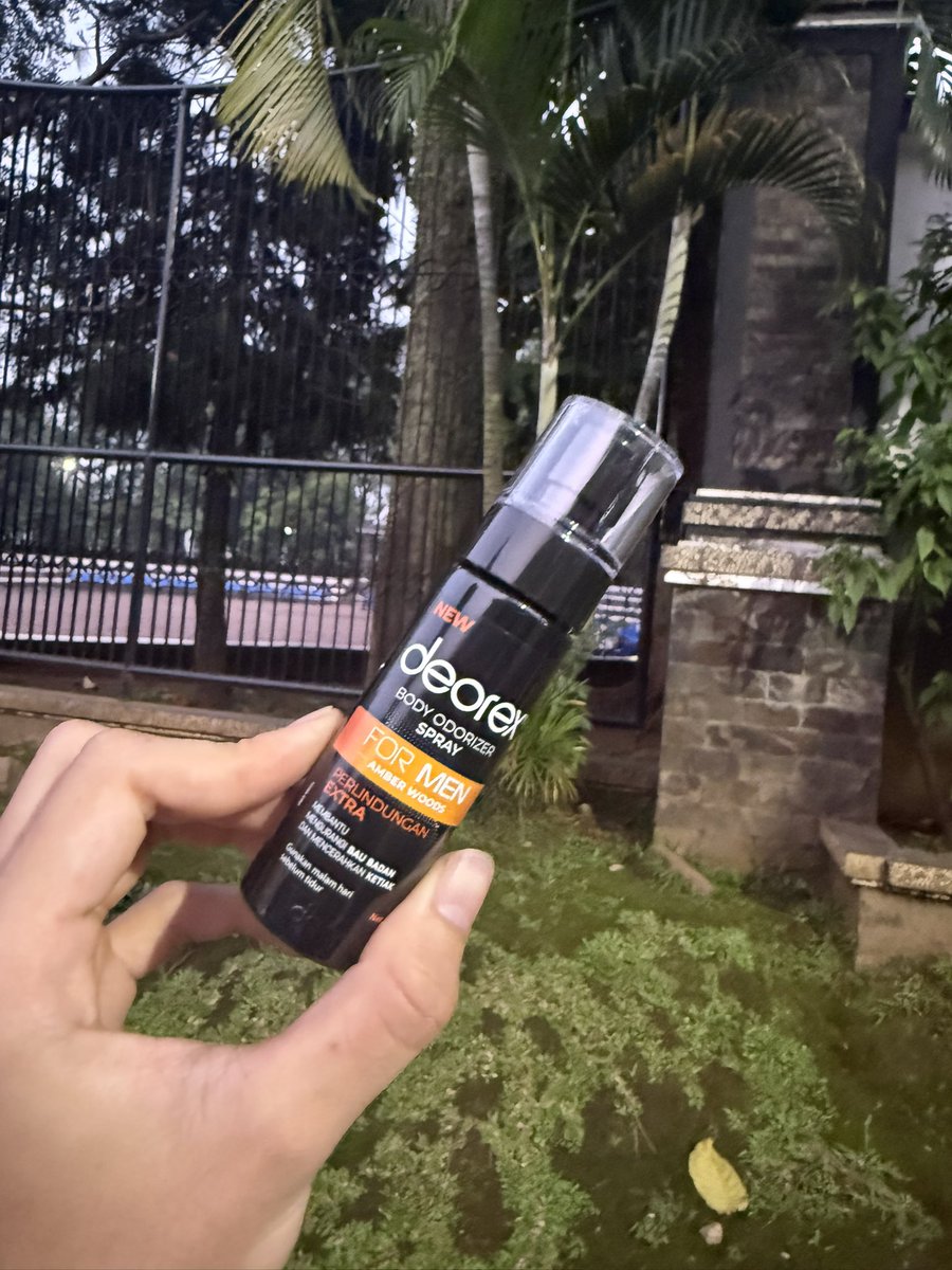 ffajriiii's tweet photo. Tim Commute wajib sih punya ini ya!

Cocok buatt aktivitas lari yang lama dan Gamau panjang lebar, cobain sendiri aja. Di gue beneran works untuk bisa tahan
bau badan seharian dan ada kandungan mencerahkan juga! 

minimal klo lari gak baru keringatt🫷🏻🫷🏻🫷🏻 https://t.co/kwdrKJJDsV