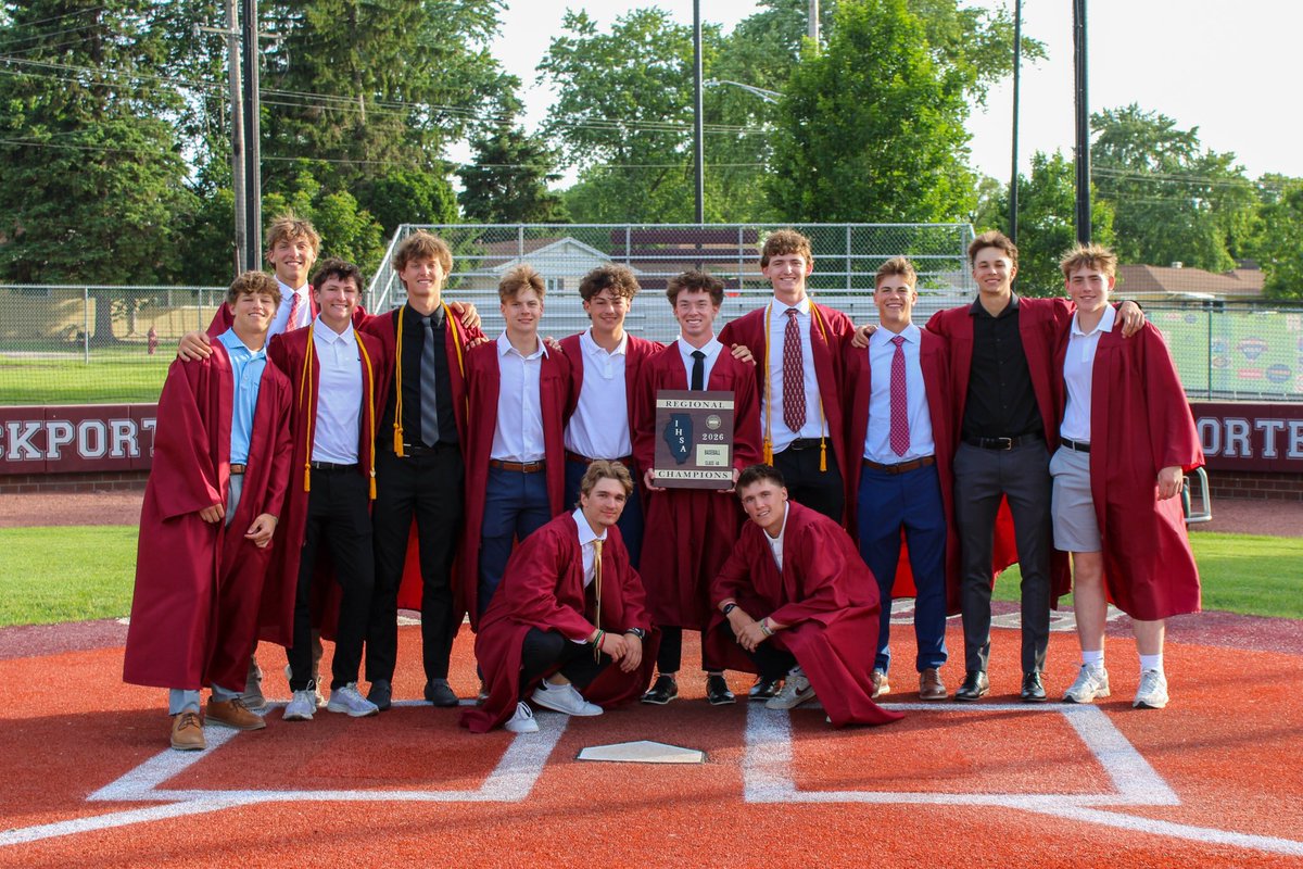 PorterBaseball's tweet photo. Congratulations to our seniors on their graduation! Saturday was a pretty great day for the Class of 2026 Porter Baseball players. Can’t wait to get back to work with these dudes and the rest of the squad next week! https://t.co/0HyPEyVgrC